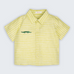 Camisa Tom infantil em 100% linho verde claro com listras brancas e jacaré bordado à mão, vista frontal.