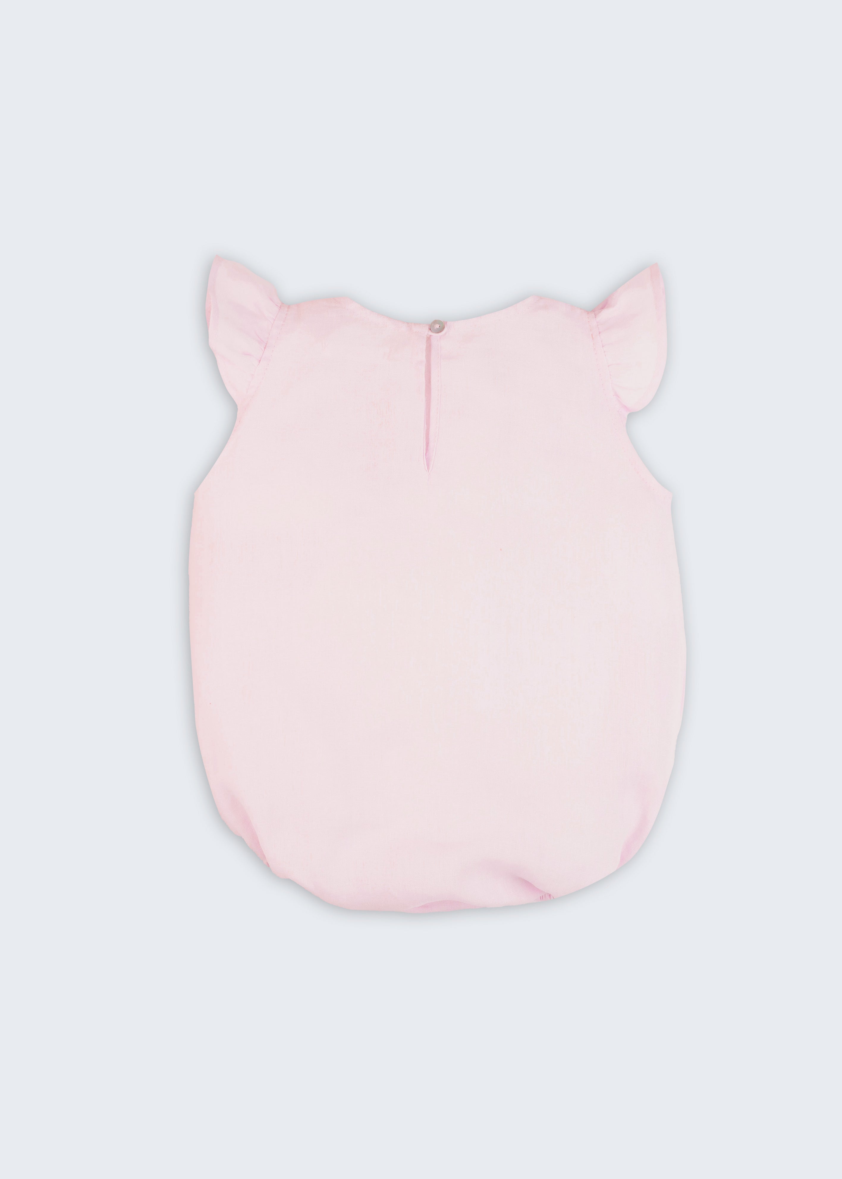 Macaquinho bebê menina unissex em puro linho rosa com bordado de flores, visto de costas.